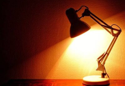 你知道吗女性睡觉开灯危害大，阴道分泌物黄瓜视频成人A片免费观看厂家为您介绍